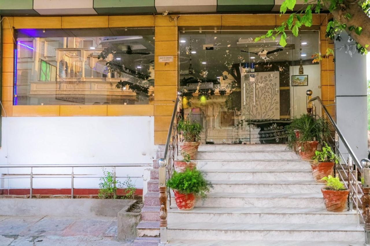 Blue Rose International, Family Hotel Agra  Extérieur photo
